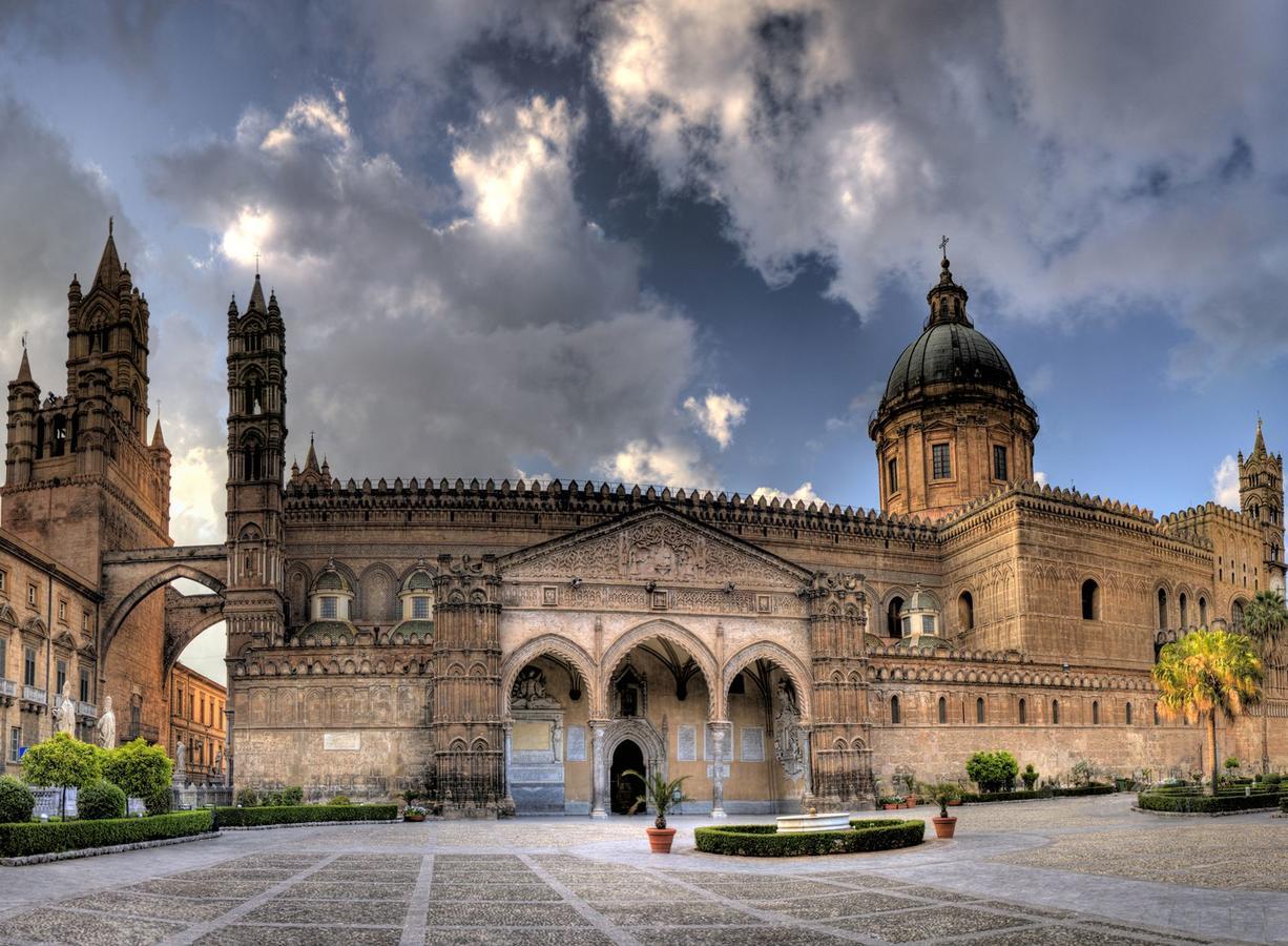 Volturno 106 Bed & Breakfast Palermo Bagian luar foto