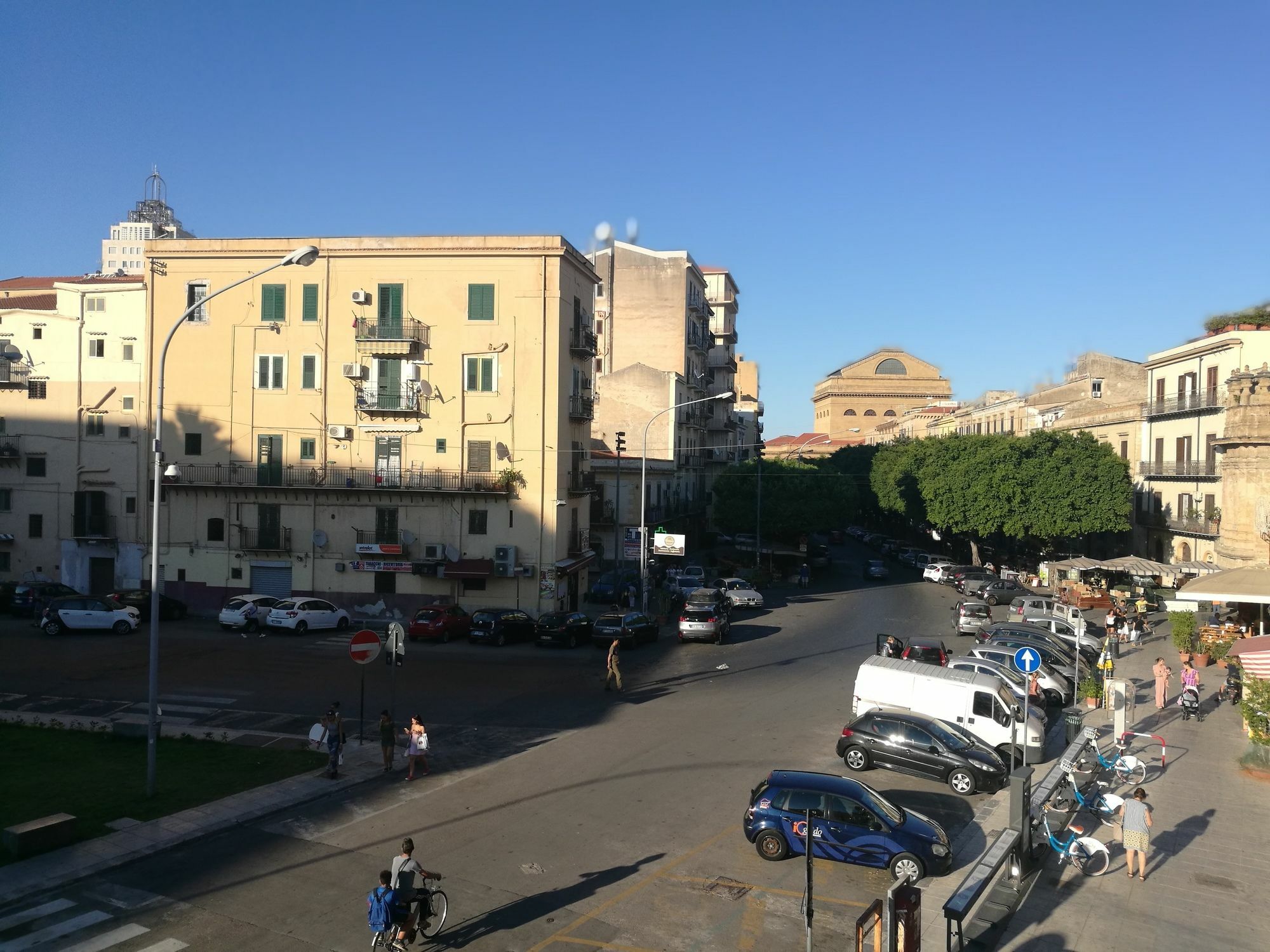 Volturno 106 Bed & Breakfast Palermo Bagian luar foto